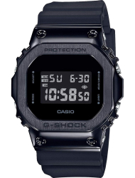 Наручные часы Casio GM-5600B-1