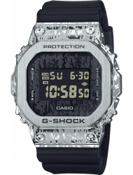 Наручные часы Casio GM-5600GC-1